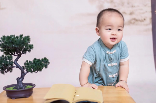 平阳孕妇显怀是几个月